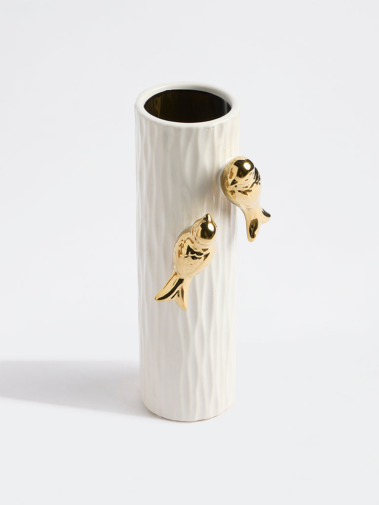 Westside Home White Textured Bird-Design Planter