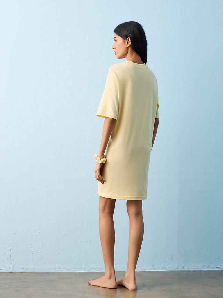 Superstar Yellow Beach-Inspired Cotton T-Shirt Dress
