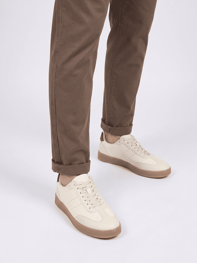 SOLEPLAY Off-White Lace-Up Sneakers