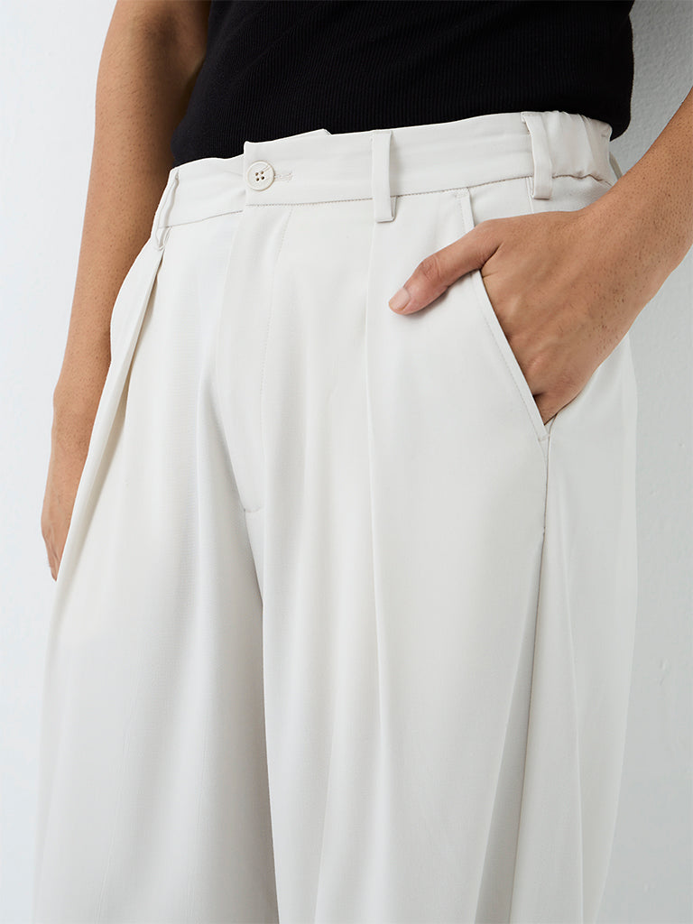 Nuon Off-White Pleated Loose-Fit Mid-Rise Cotton Trousers