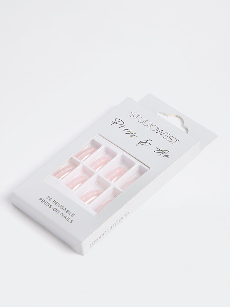 Studiowest Press and Go Pink Polka Dot Pattern Press-On Nails Set