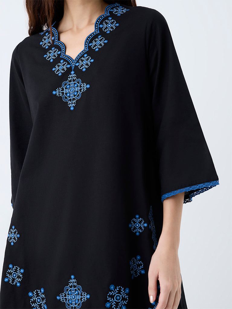 Utsa Black Embroidered Cotton-Blend Kurti