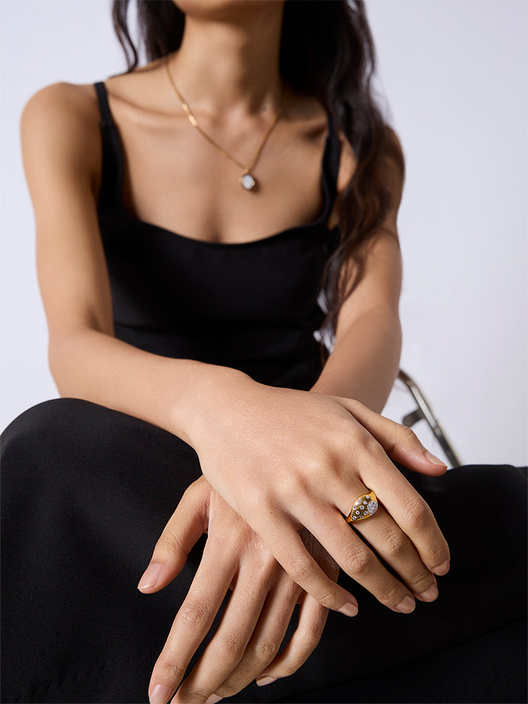Pear Lab Diamond Scattered Ring