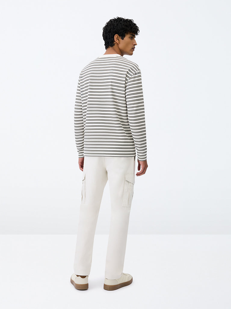 WES Casuals Off-White Relaxed-Fit Mid-Rise Cotton Cargo Pants