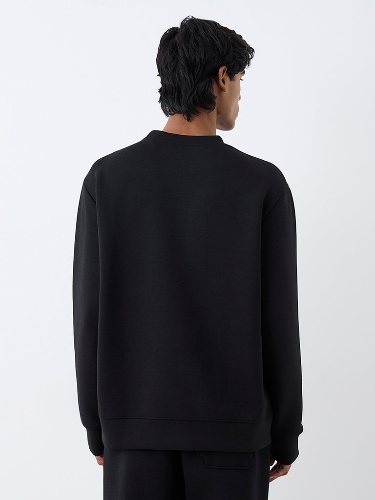 Nuoflexx Black Solid Relaxed-Fit Sweatshirt