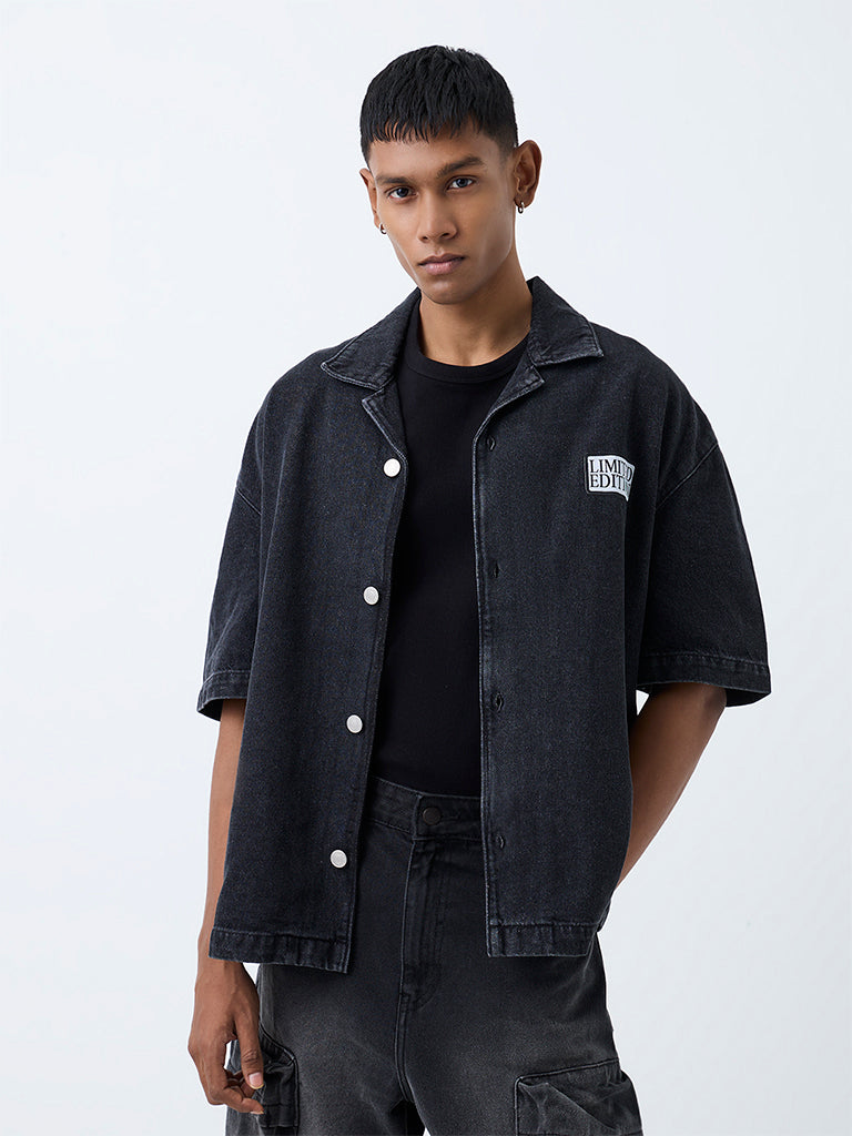 Nuon Dark Charcoal Text-Detail Boxy-Fit Denim Shirt