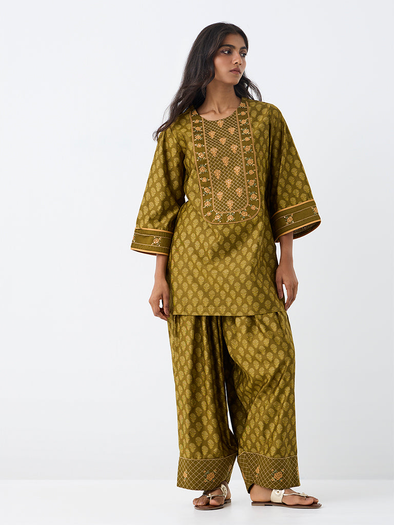 Utsa Olive Floral Printed Kurti