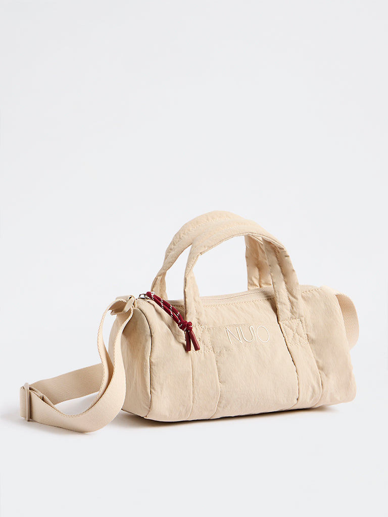 Nuoflexx Beige Text-Detailed Duffle Bag
