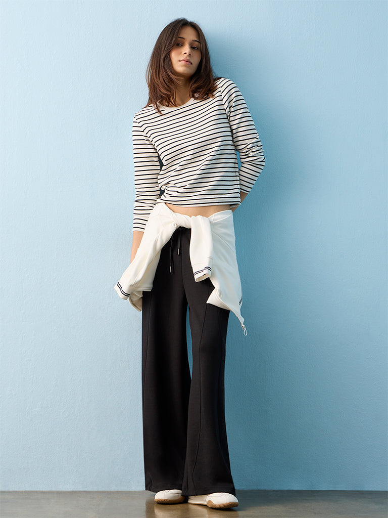 Nuoflexx White Striped Cotton-Blend T-Shirt