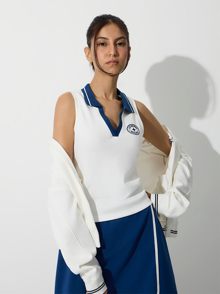 Nuoflexx White Text-Detail Top
