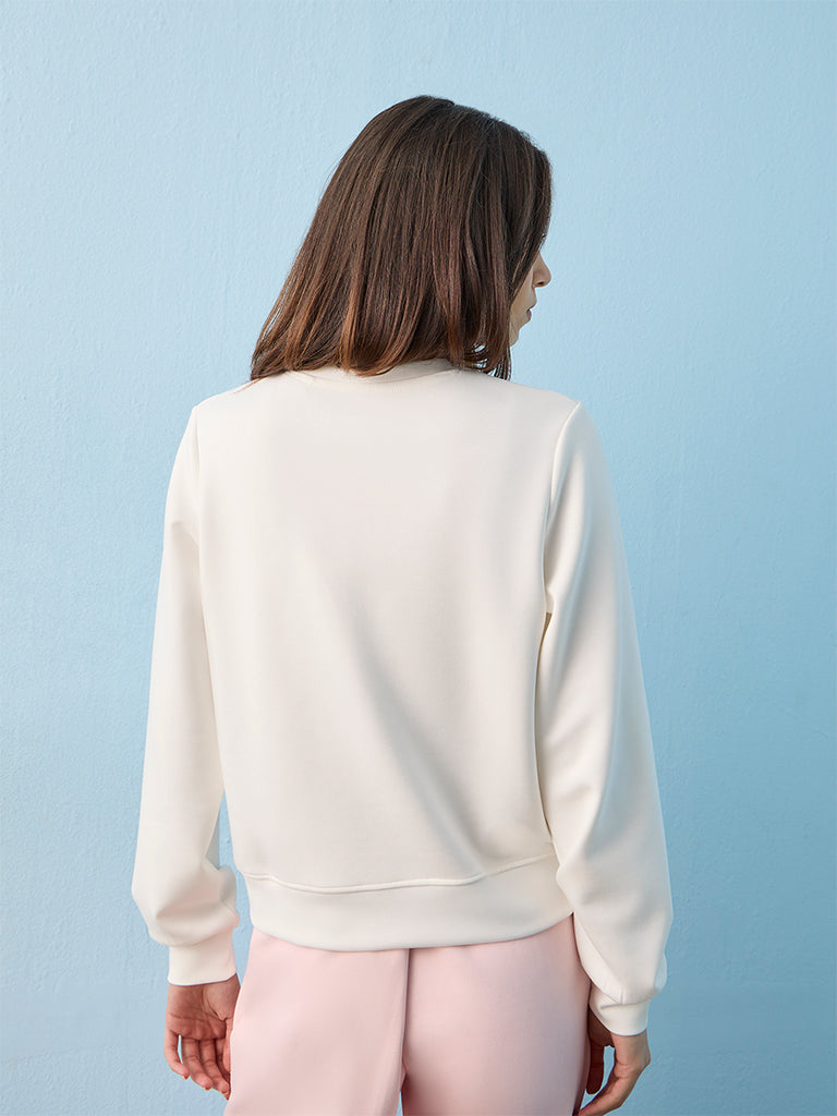 Nuoflexx White Text Embroidered Sweatshirt