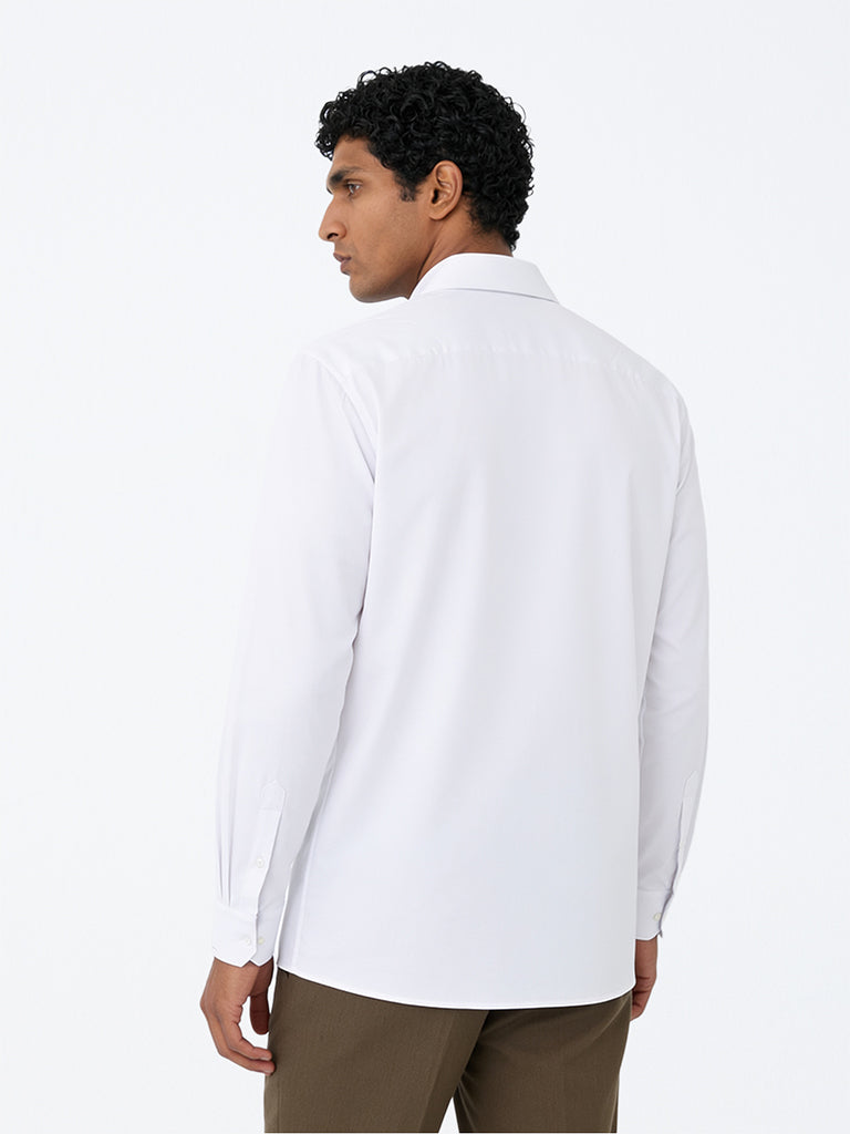WES Formals White Solid Slim-Fit Shirt