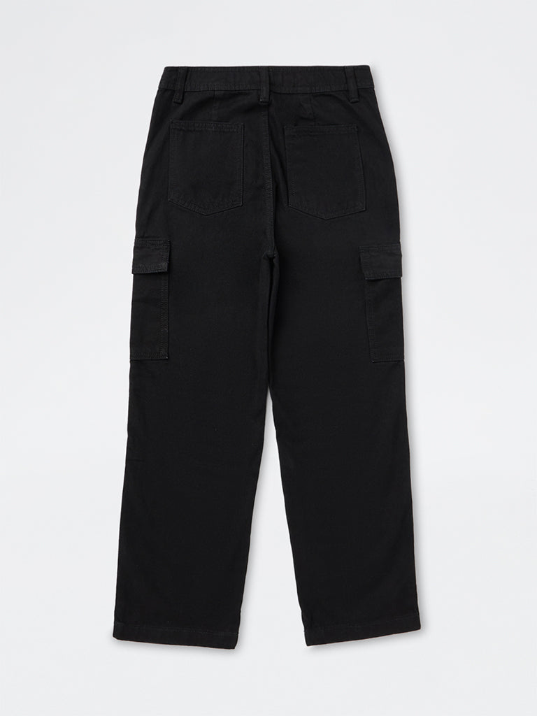 Y&F Kids Boys Black Cargo-Style Mid-Rise Relaxed Fit Jeans