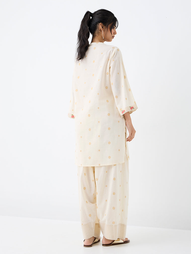 Utsa Off-White Floral Embroidered Cotton A-Line Kurta