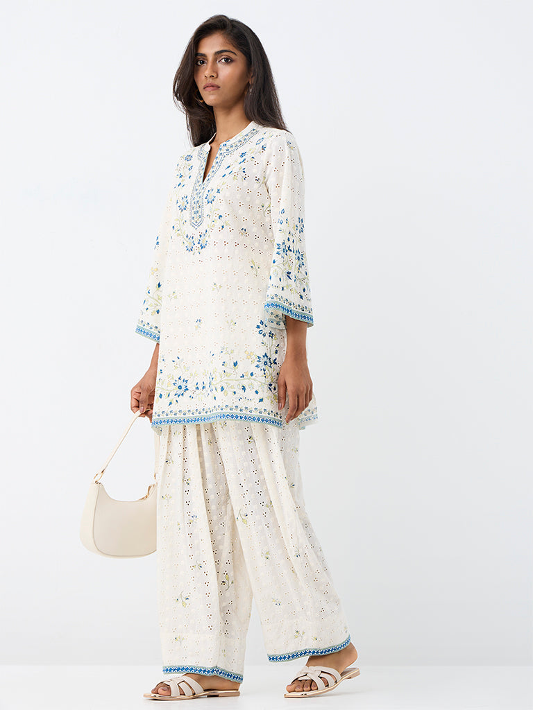 Utsa Off-White Floral Printed Cotton Kurti