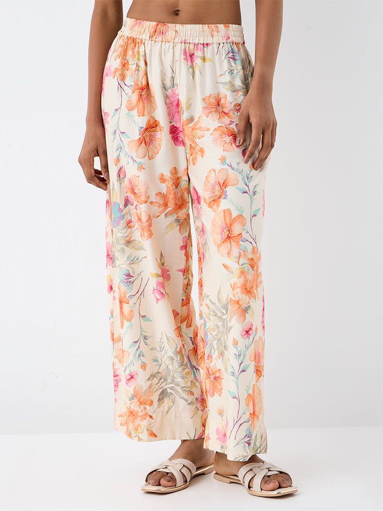 Utsa Off-White Floral Pattern Pants