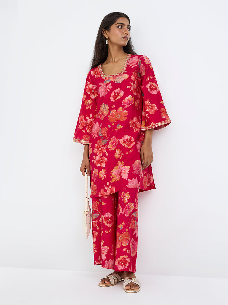Utsa Red Floral Pattern Pants