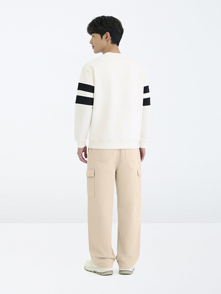 Boys Light Beige Cargo-Style Mid-Rise Relaxed-Fit Jeans