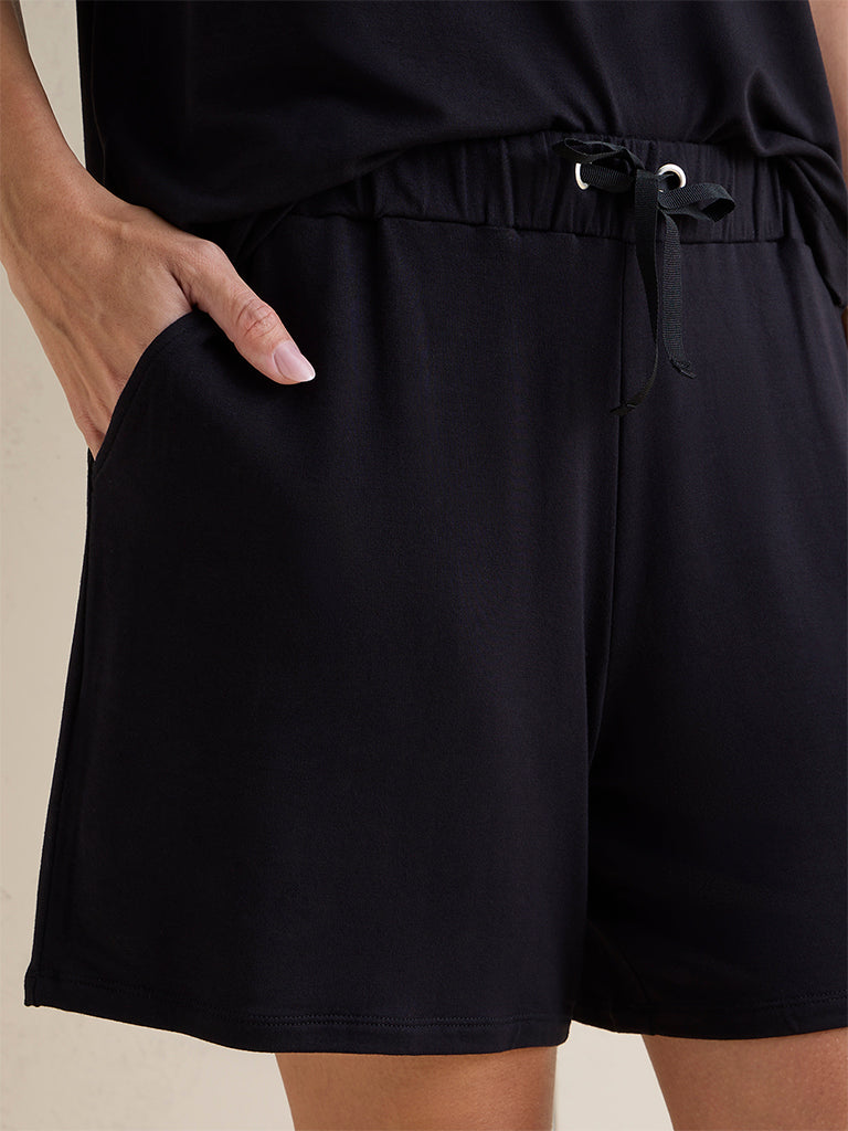 Wunderlove Black High-Rise Shorts