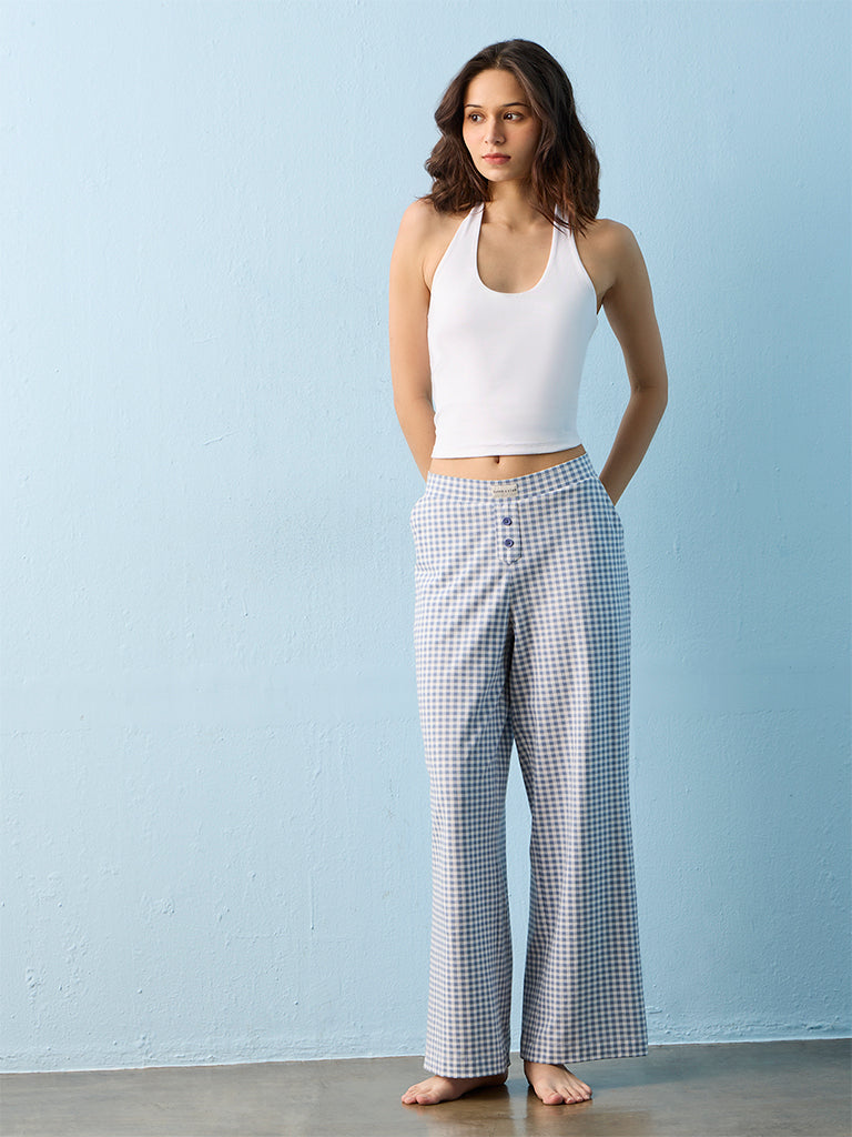 Superstar White Solid Cotton-Blend Tank Top