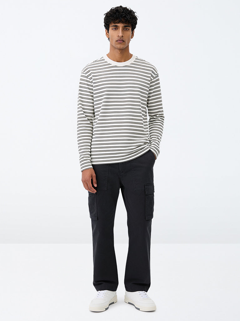 WES Casuals Black Mid-Rise Cotton-Blend Cargo Pants