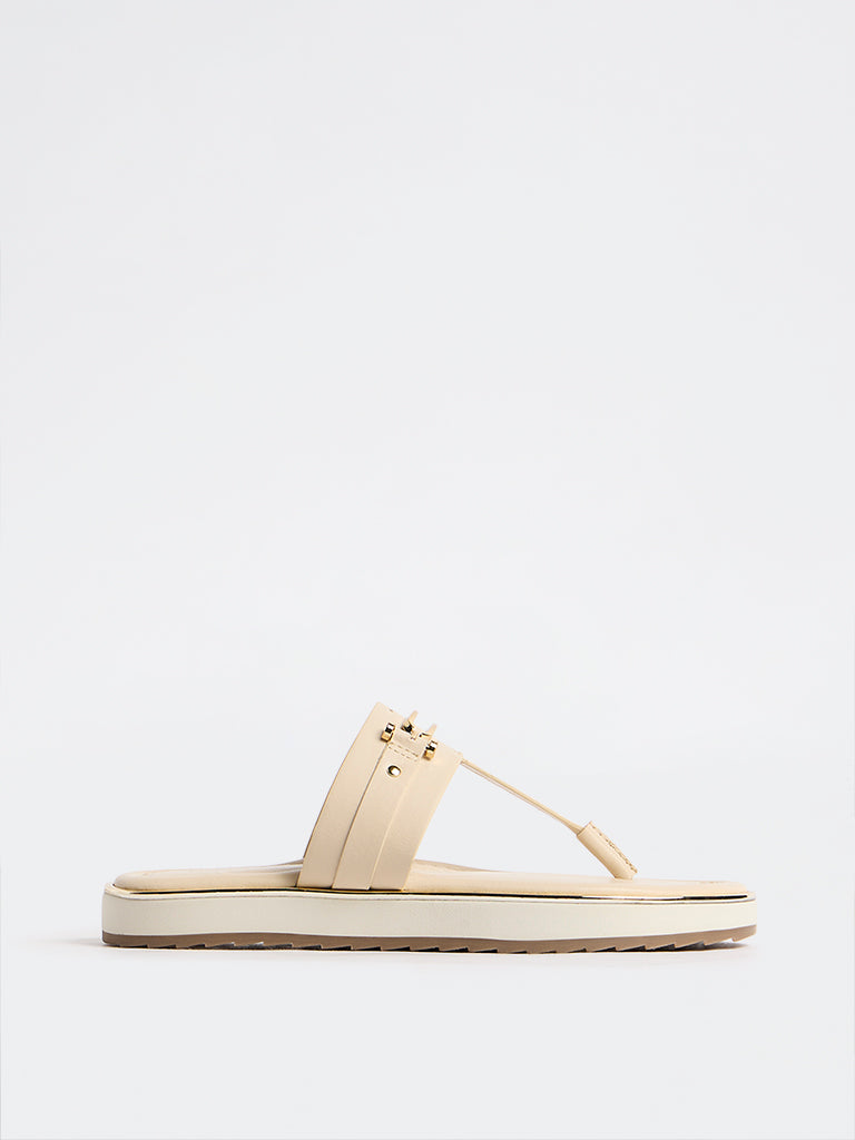 LUNA BLU Ivory Thong-Strap Sandals