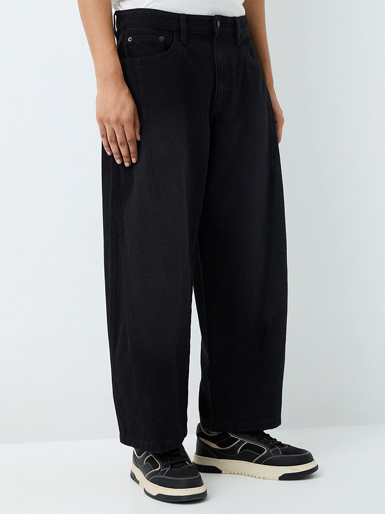 Nuon Black Barrel-Fit Mid-Rise Jeans