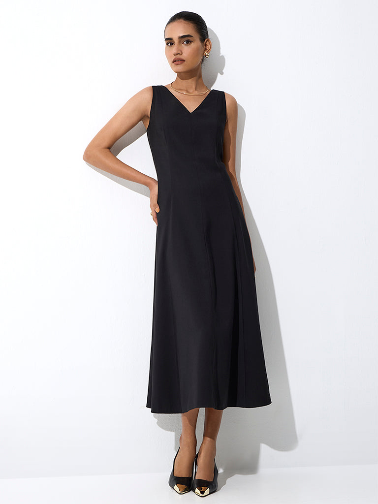 Wardrobe Black Solid A-Line Dress