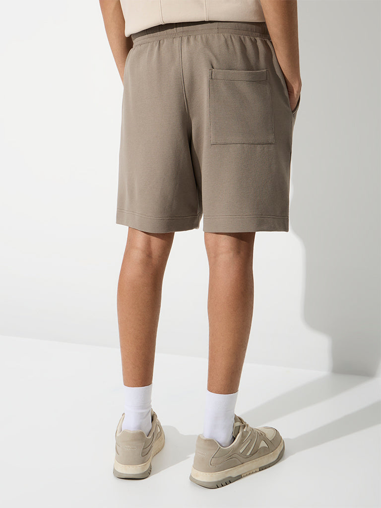 Nuoflexx Taupe Relaxed-Fit Mid-Rise Cotton-Blend Shorts
