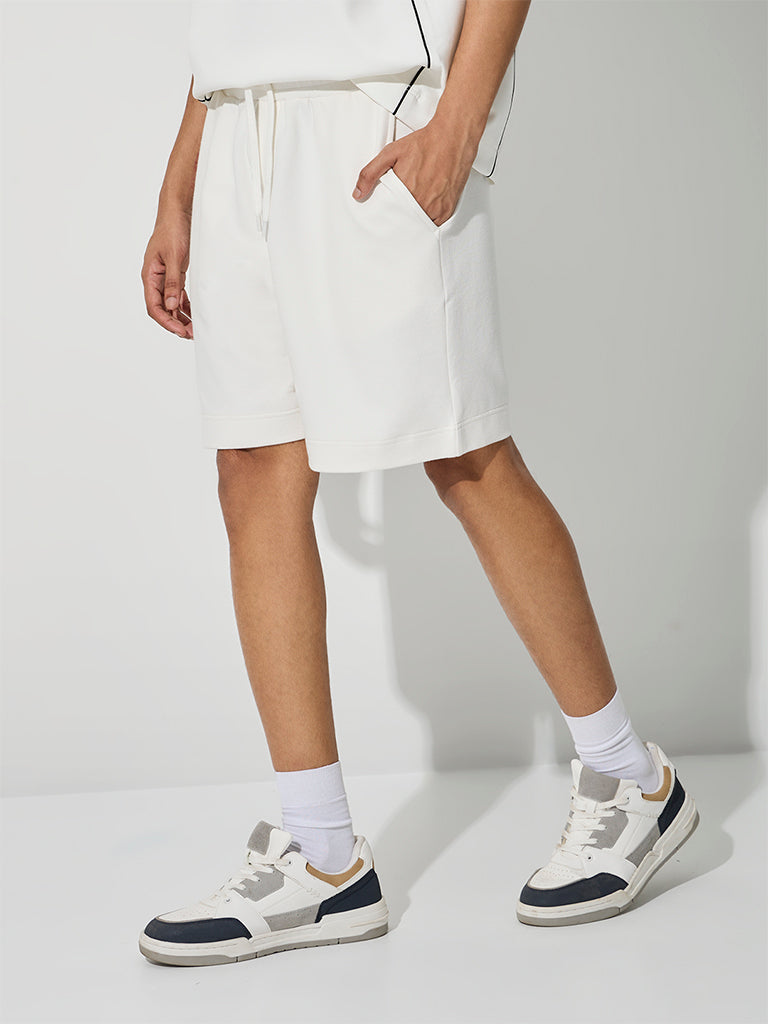 Nuoflexx White Relaxed-Fit Mid-Rise Cotton-Blend Shorts