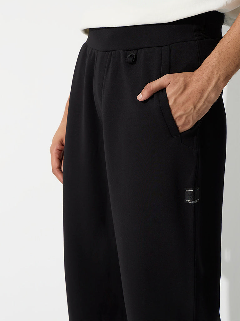 Nuoflexx Black Relaxed-Fit Mid-Rise Track Pants