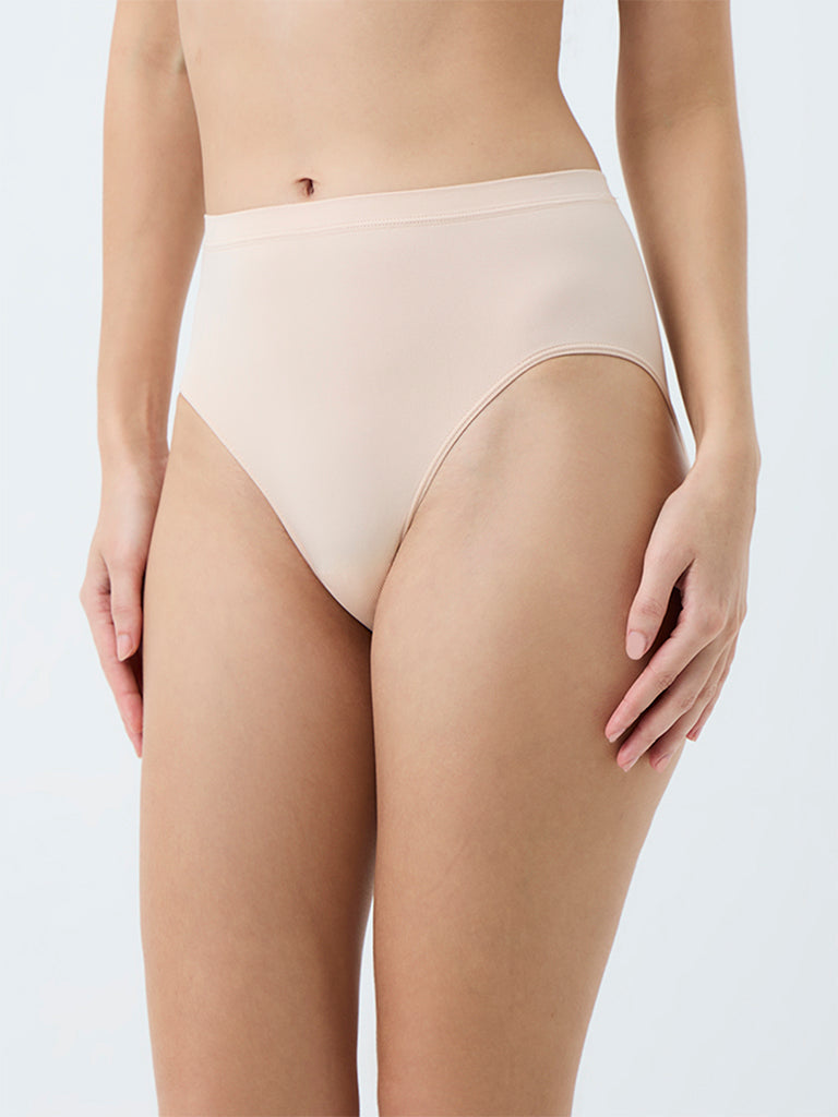 Wunderlove Light Beige Seam Free Full Briefs