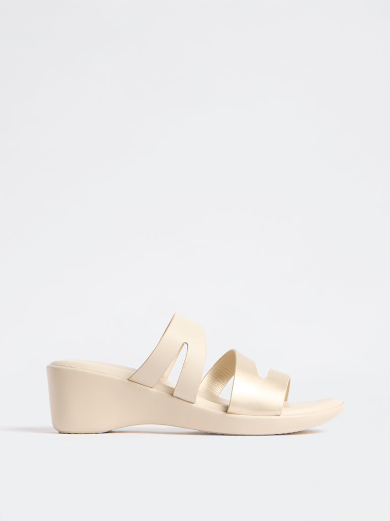 LUNA BLU Ivory Multi-Strap Comfort Sandals