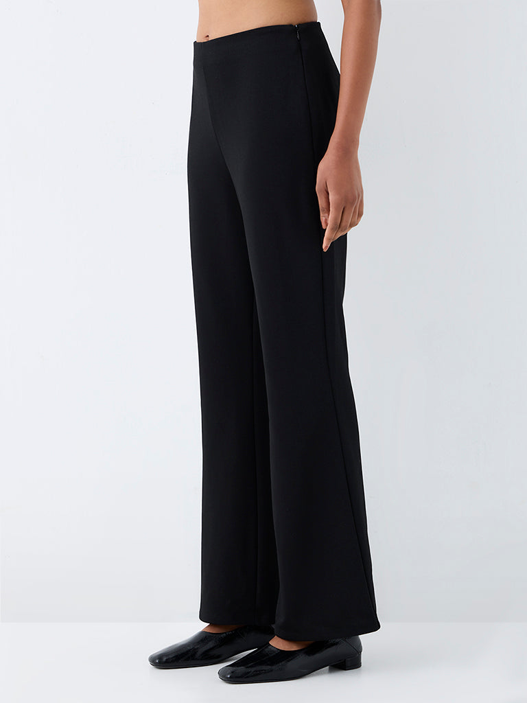 Wardrobe Black Solid Flared High-Rise Trousers