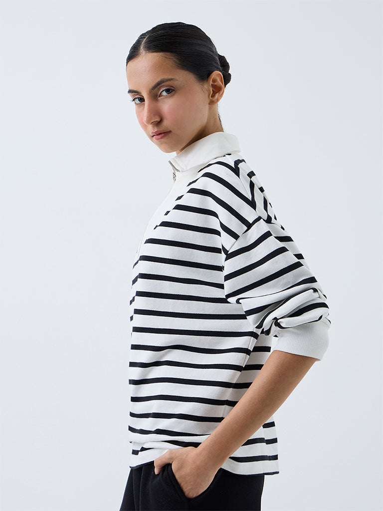 Nuoflexx White Striped Quarter-Zip Cotton Sweatshirt