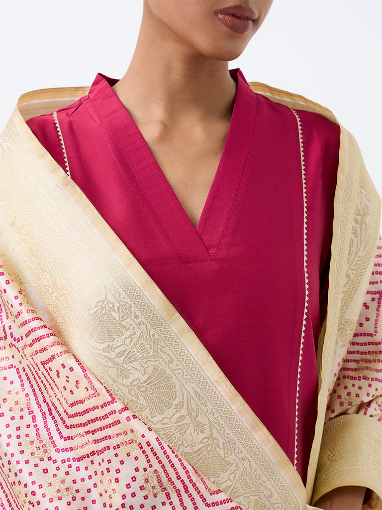 Vark Fuchsia Scallop Embroidered A-Line Ethnic Set