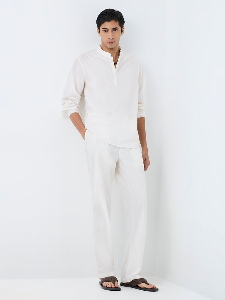 Kala by ETA Off-White Floral Embroidered Relaxed-Fit Cotton-Blend Kurta