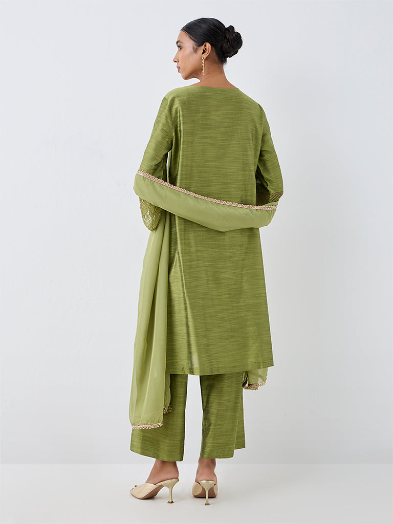 Vark Green Laser Cut Detail Straight Ethnic Set