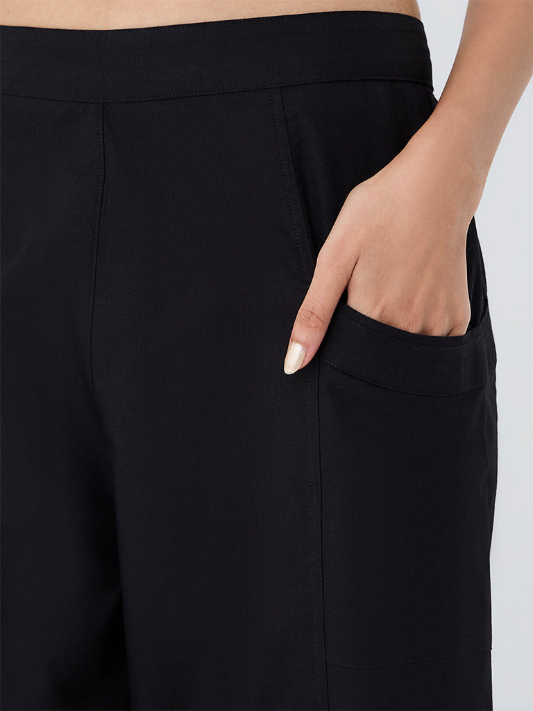 Utsa Black Solid Cotton Pants