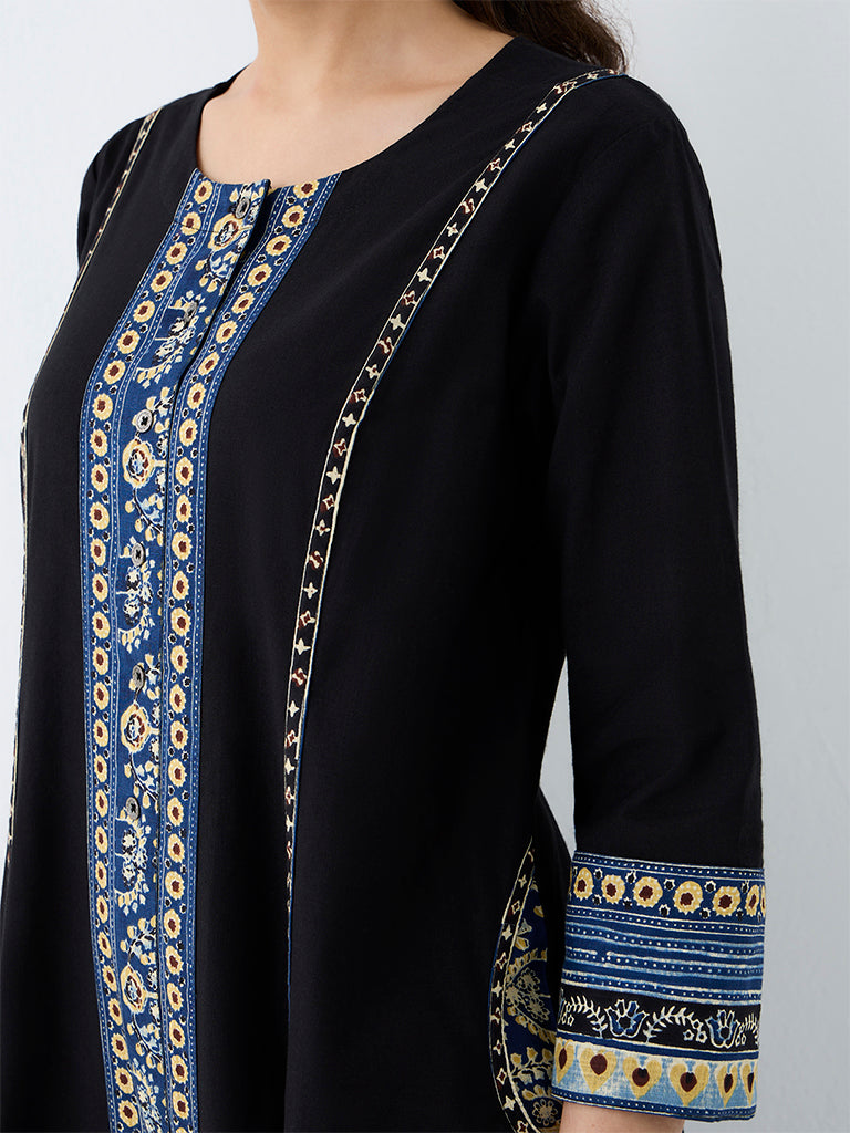 Utsa Black Printed Cotton A-Line Kurta