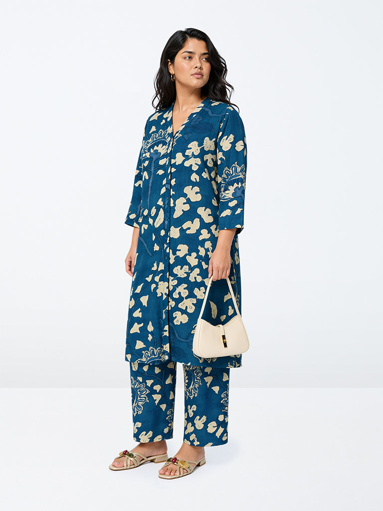 Diza Blue Floral Printed Pants