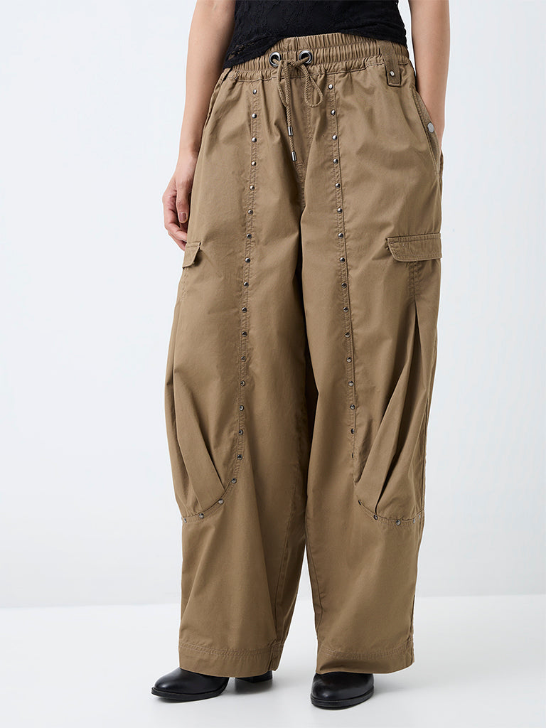 Nuon Khaki Stud-Detail High-Waist Barrel-Fit Cotton Cargo Pants