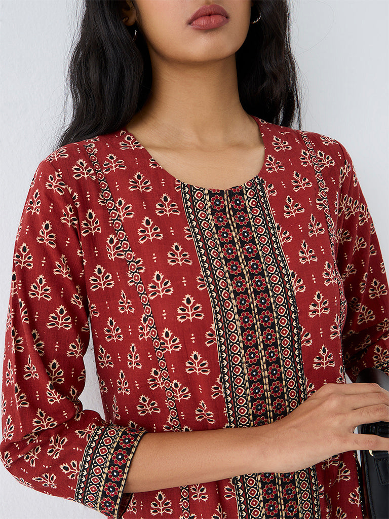 Utsa Red Botanical Printed Cotton A-Line Kurta