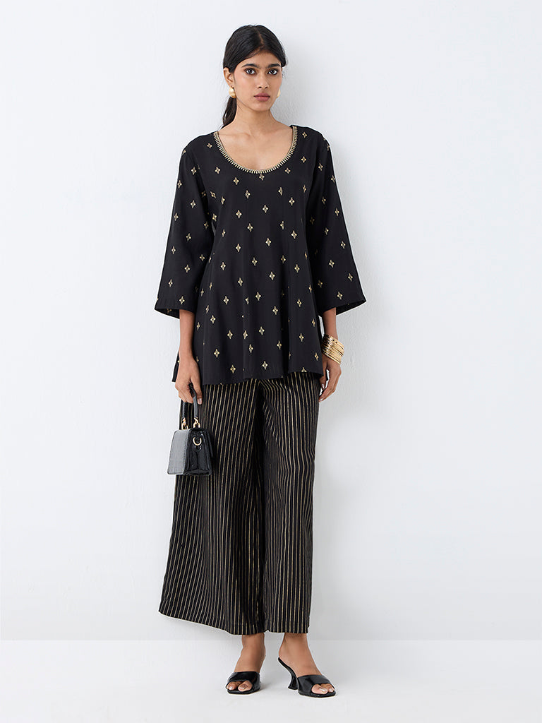 Utsa Black Printed Tunic