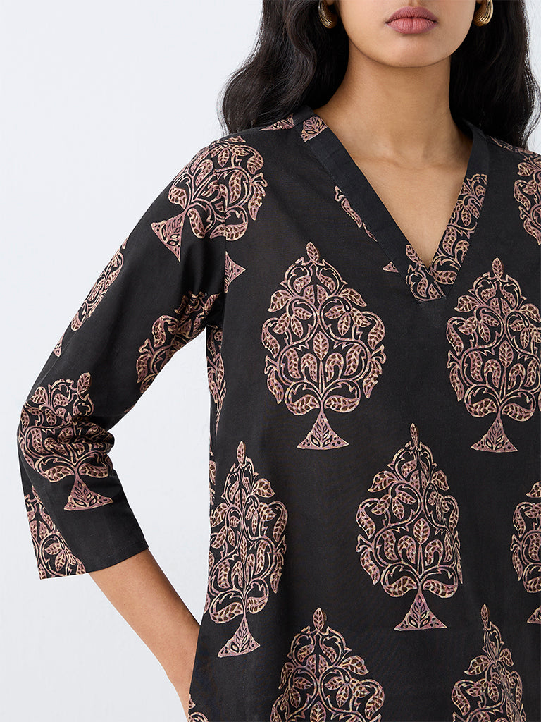 Utsa Black Foliage Design Cotton Straight Kurta