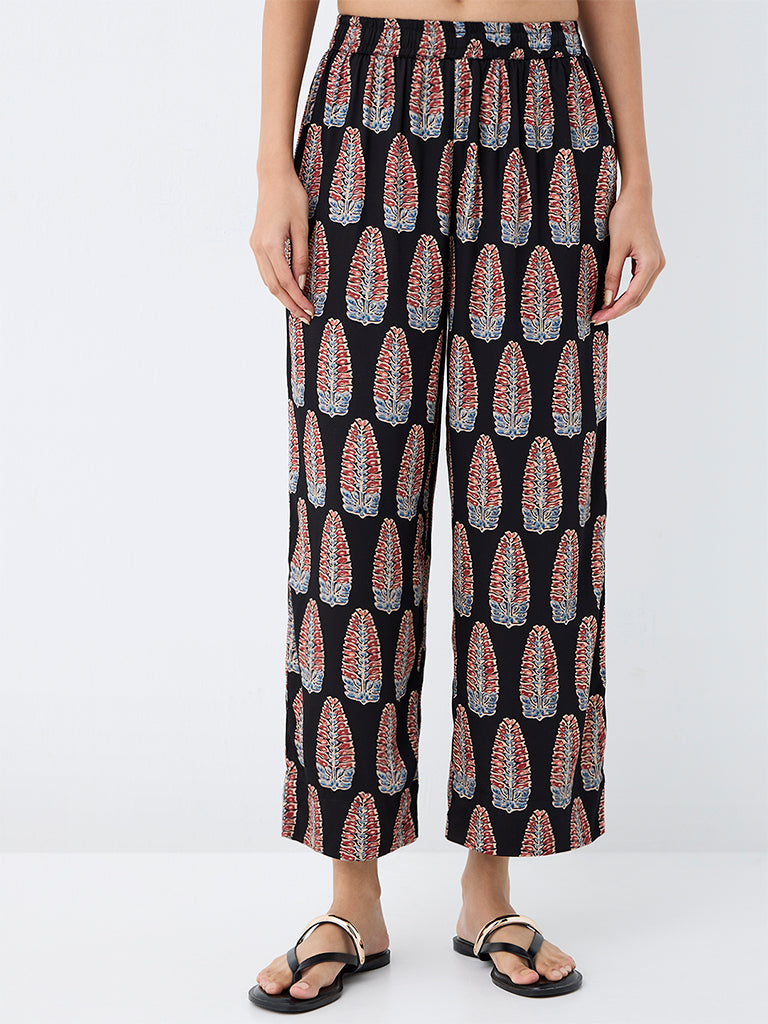 Utsa Black Floral Printed Pants