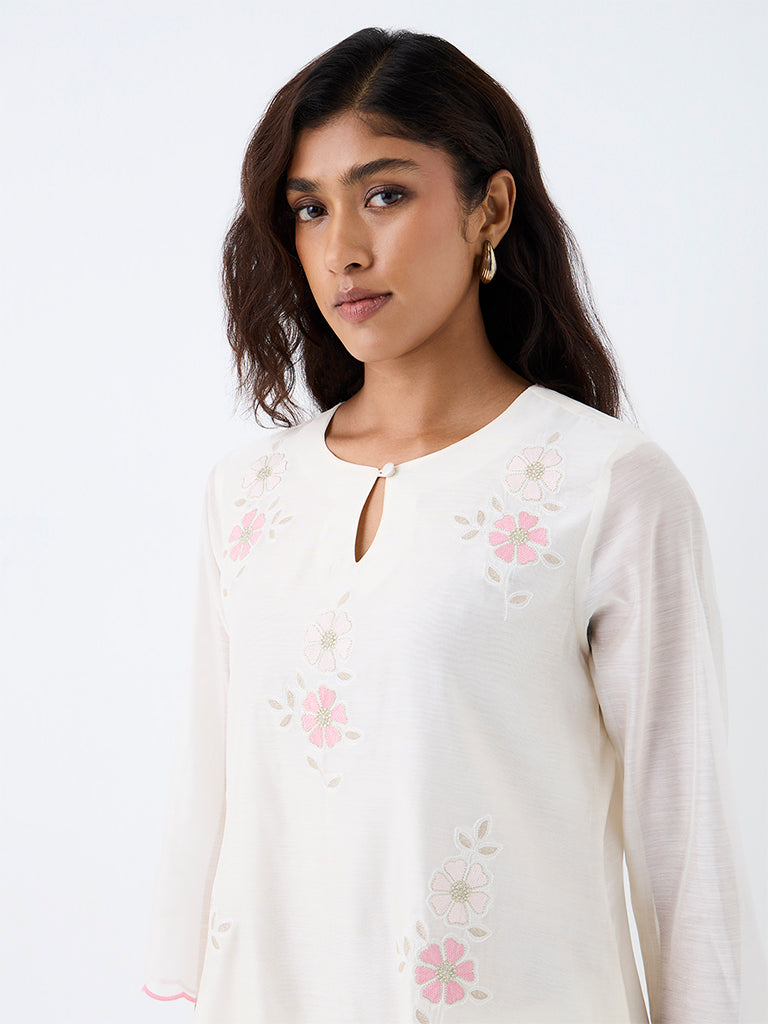 Zuba Off-White Floral Printed Cotton-Blend A-Line Kurta