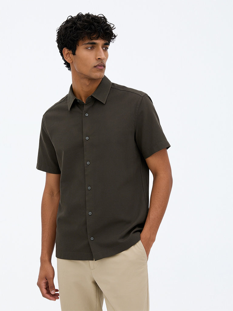 Ascot Dark Olive Solid Relaxed-Fit Shirt