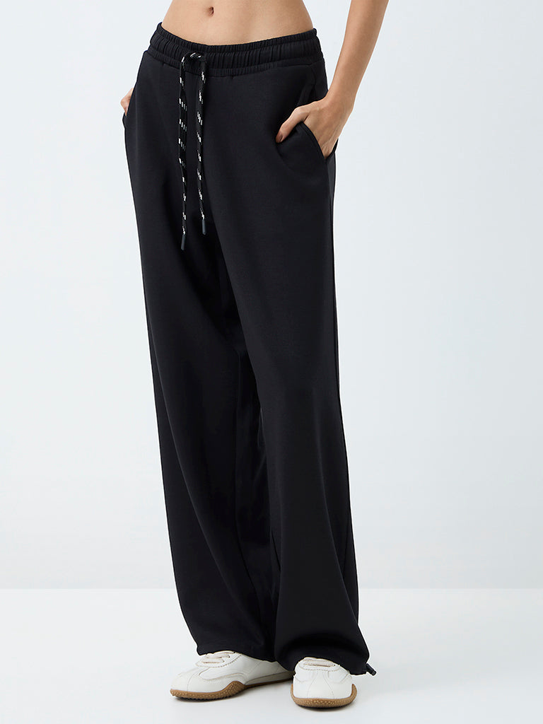 Nuoflexx Black High-Rise Joggers