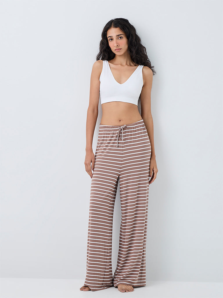 Superstar White Ribbed Seam-Free Padded Bra